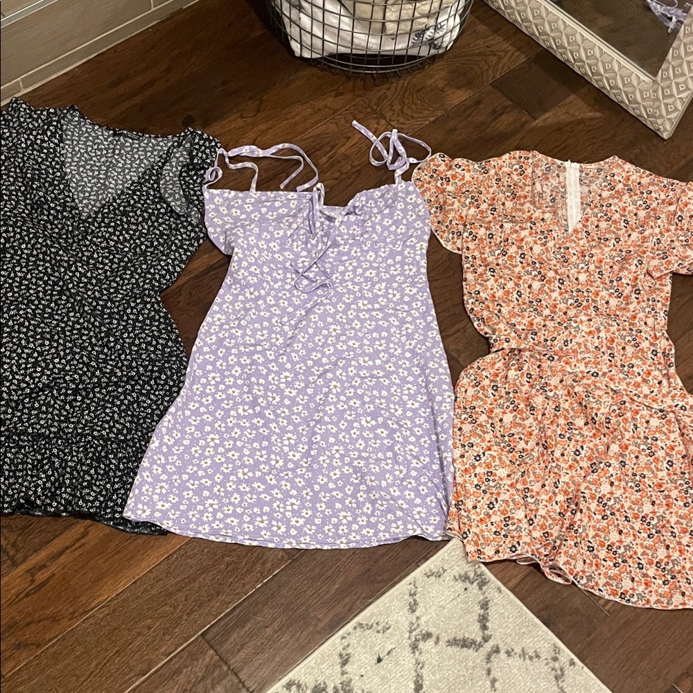 Lot of SIX floral print dresses SHEIN size medium